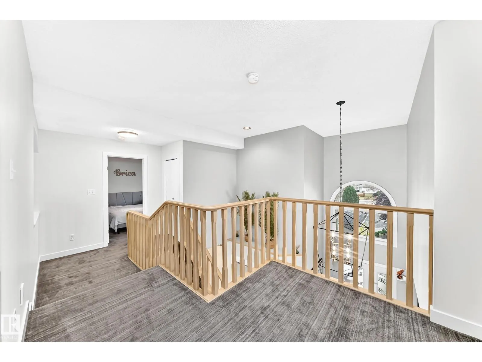 88 HIGHLAND WY