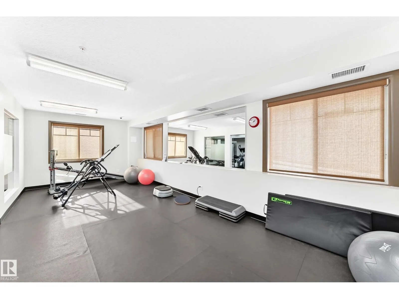 #207 500 PALISADES WY