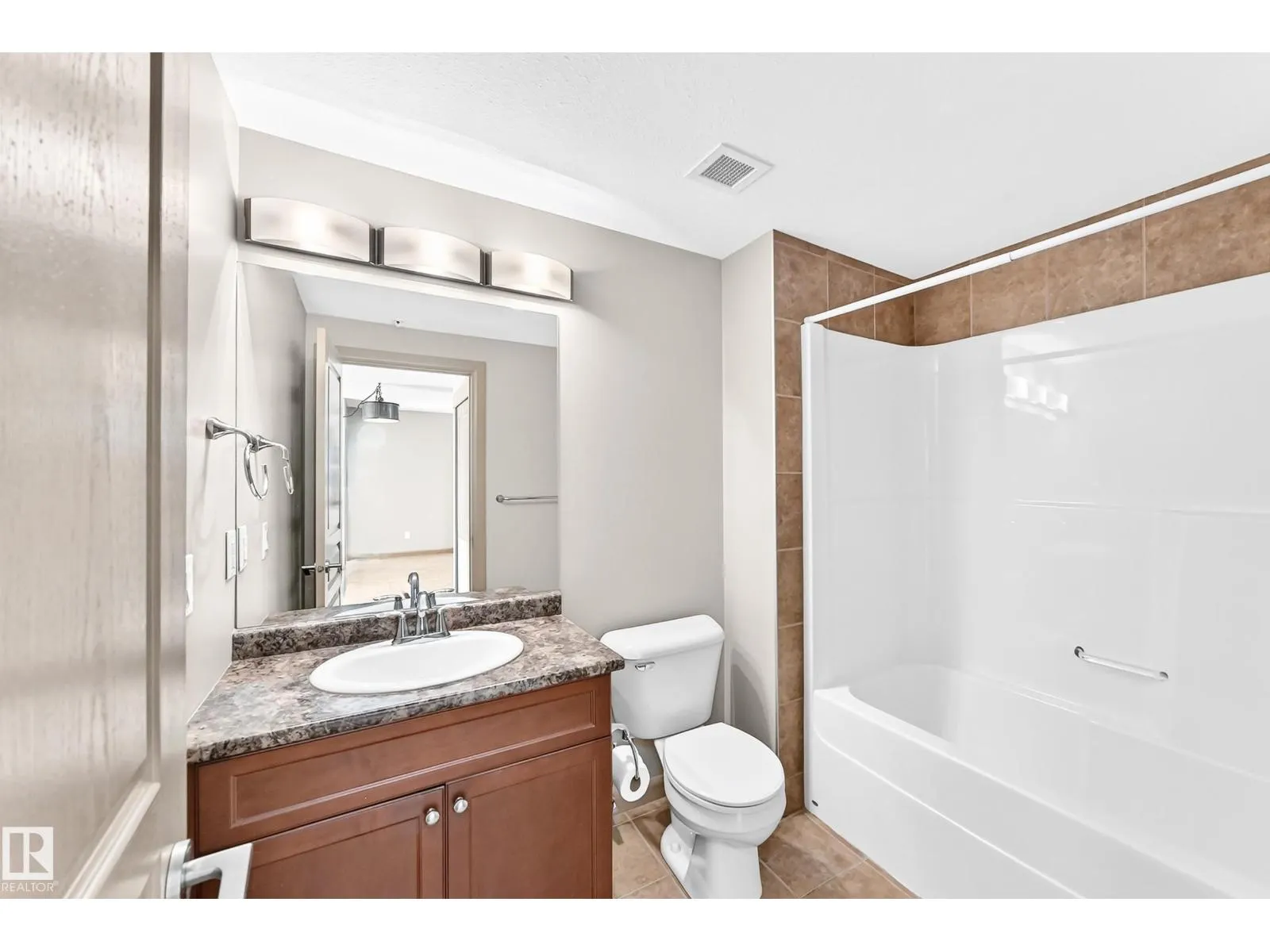 #207 500 PALISADES WY