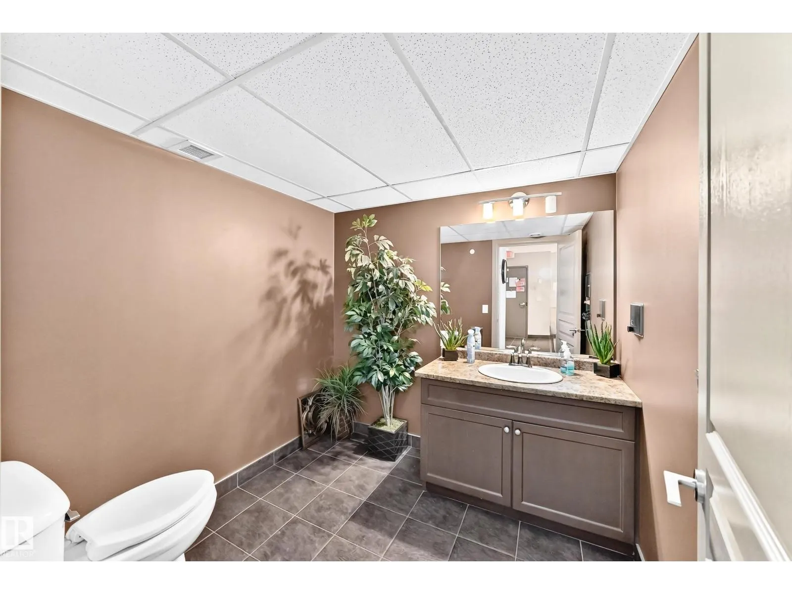 #207 500 PALISADES WY