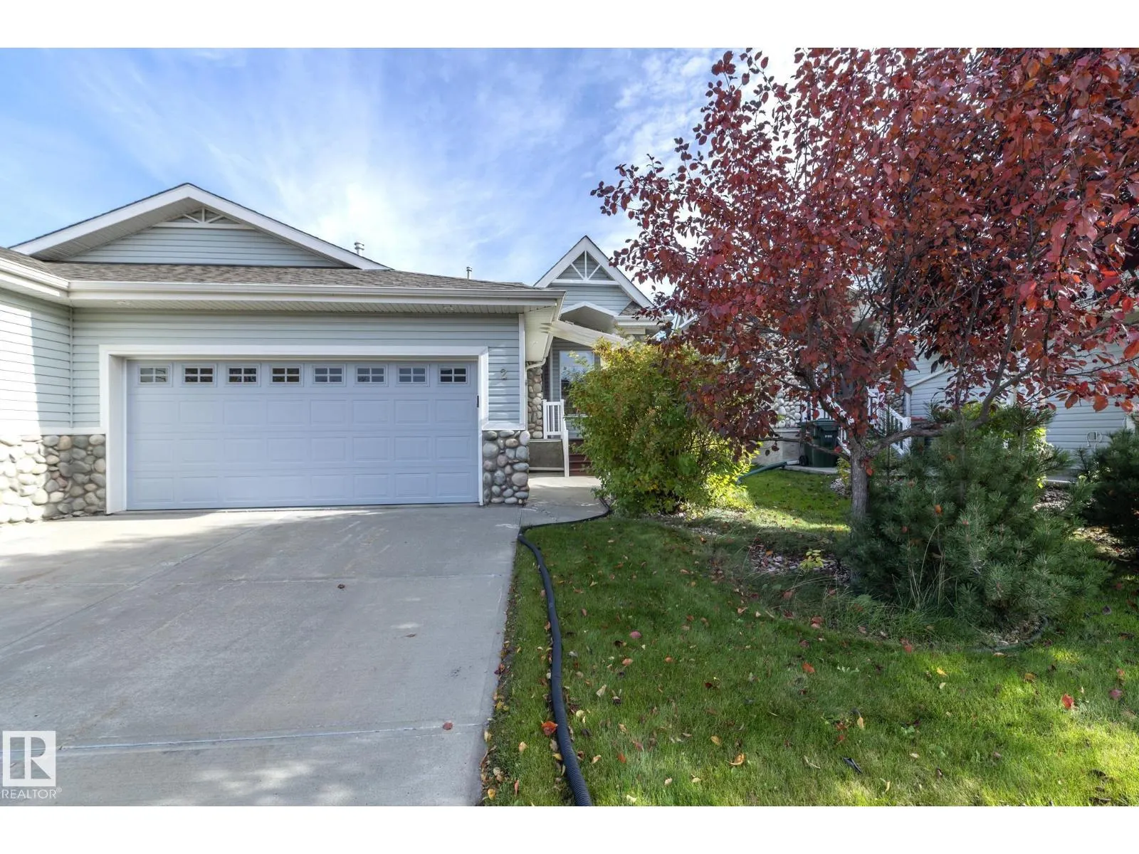 2 BRIARWOOD VG