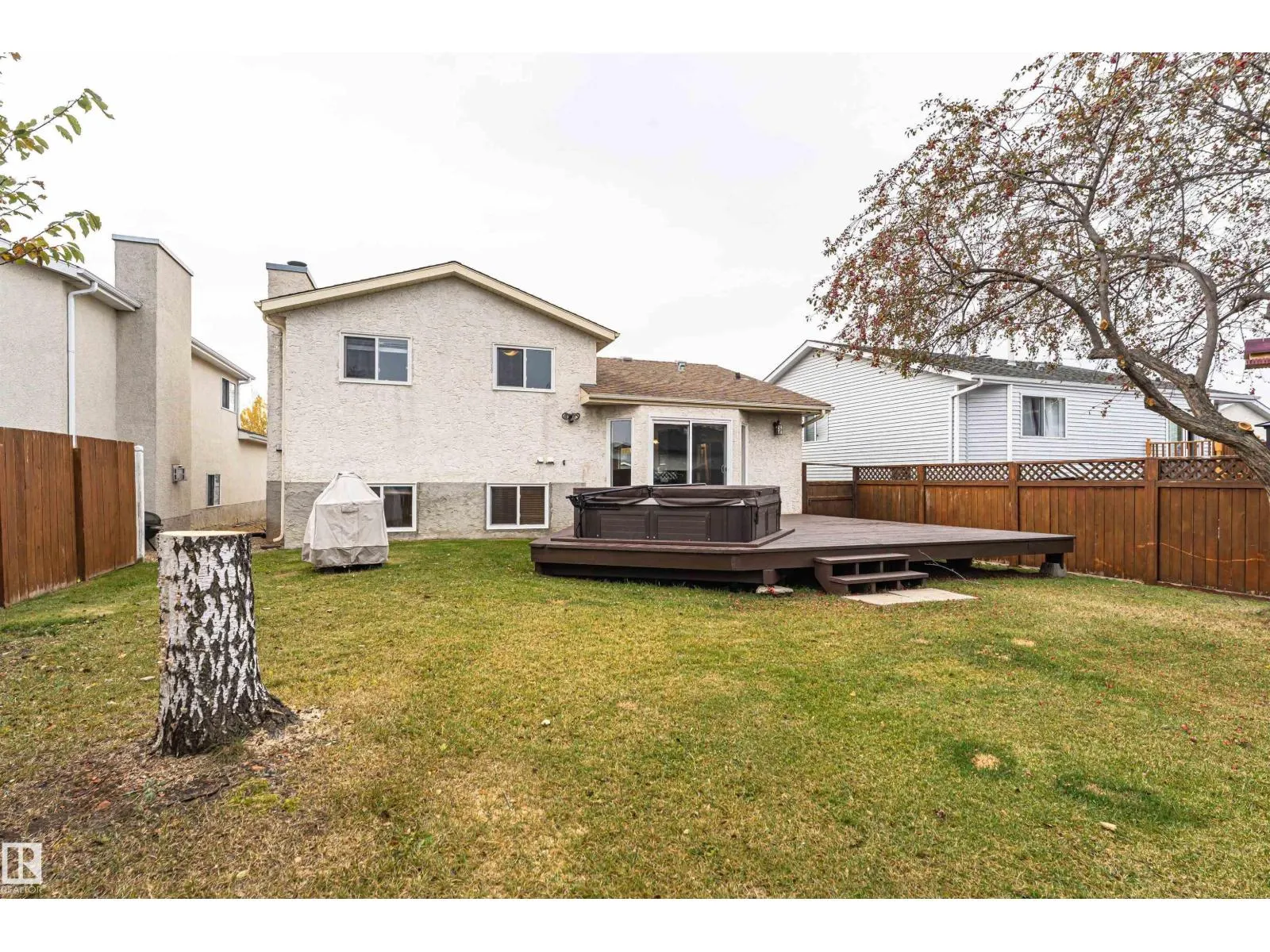 18 ABERDEEN WY