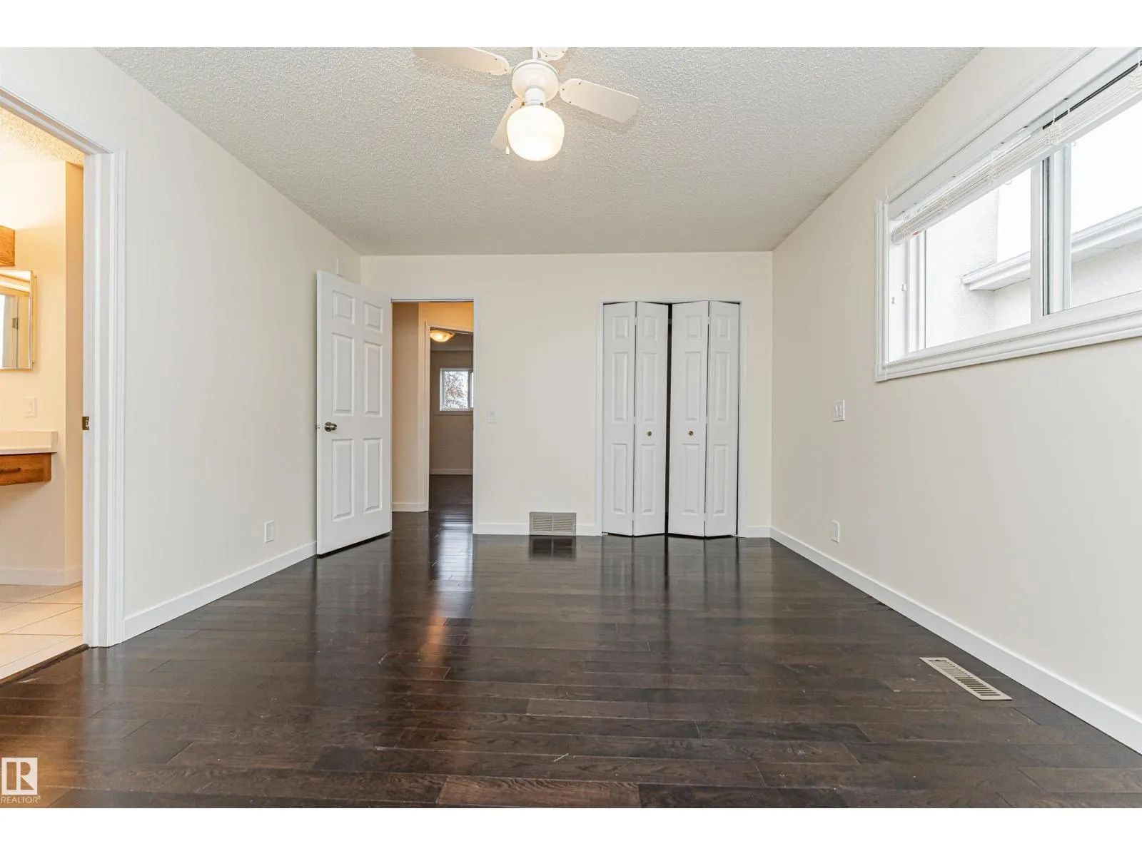 18 ABERDEEN WY
