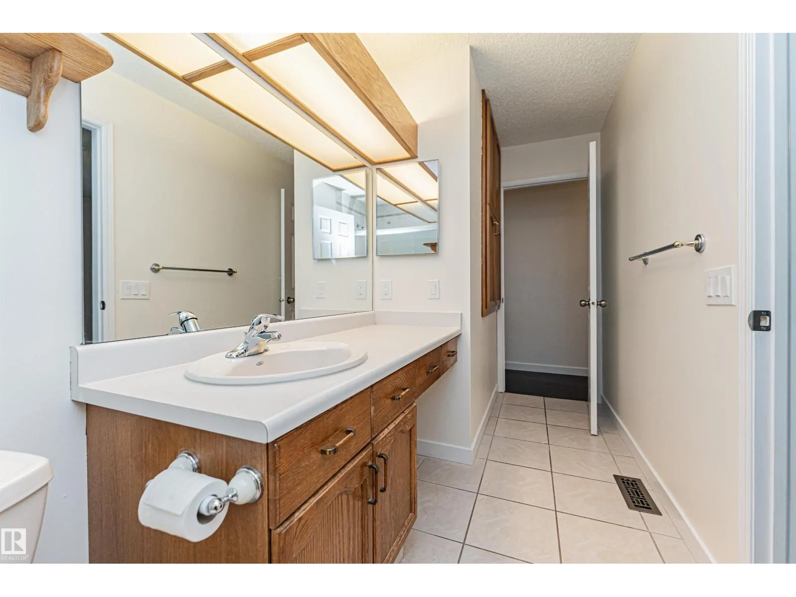 18 ABERDEEN WY