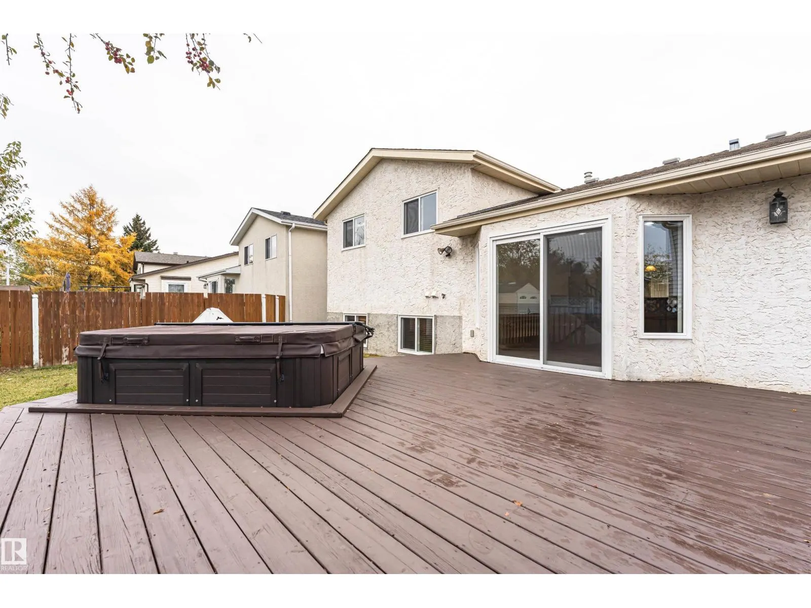 18 ABERDEEN WY