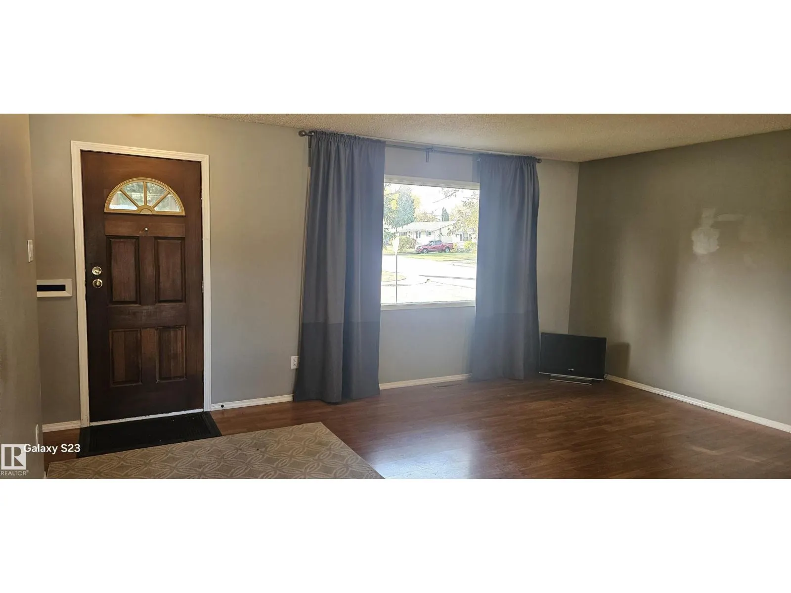 2 Wren CR