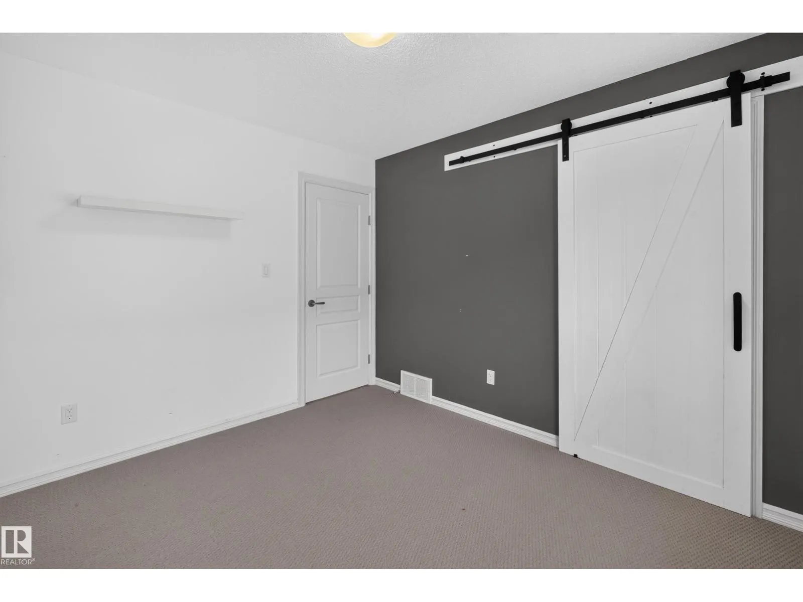 7 BREMNER CR