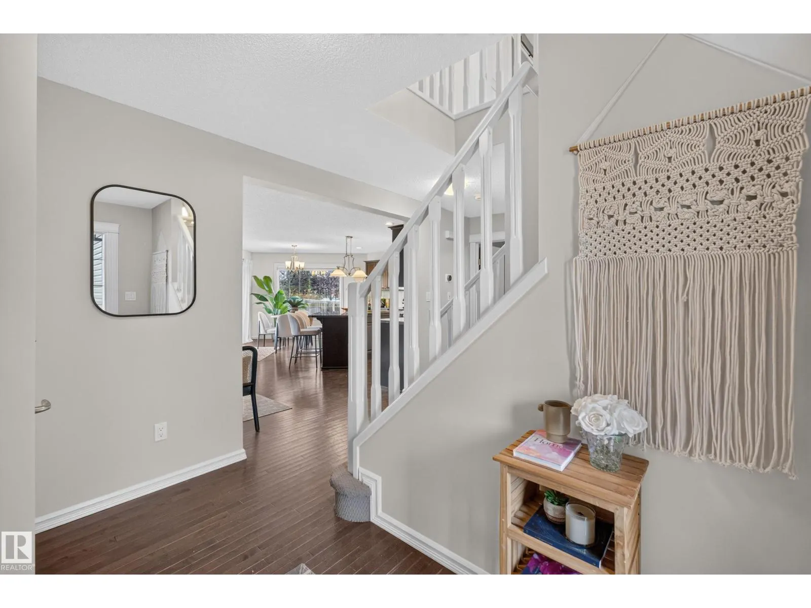 7 BREMNER CR