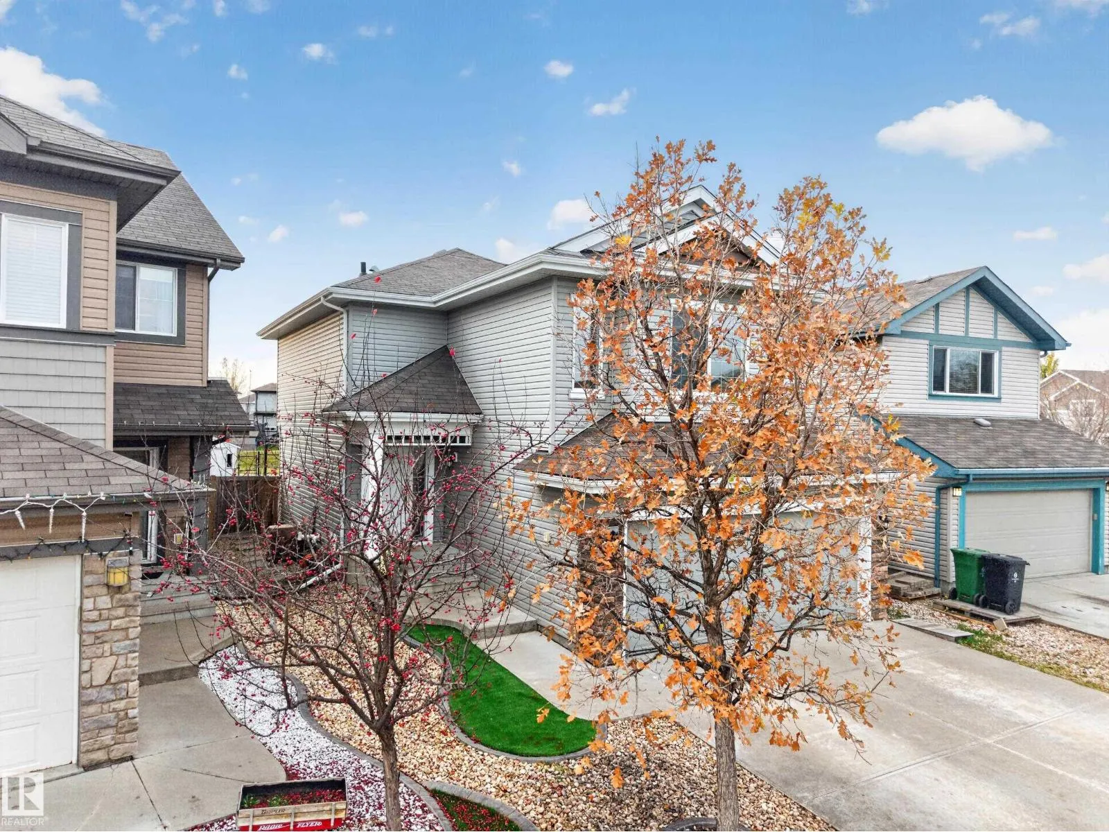 7 BREMNER CR