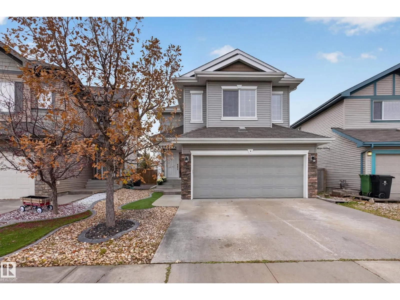7 BREMNER CR