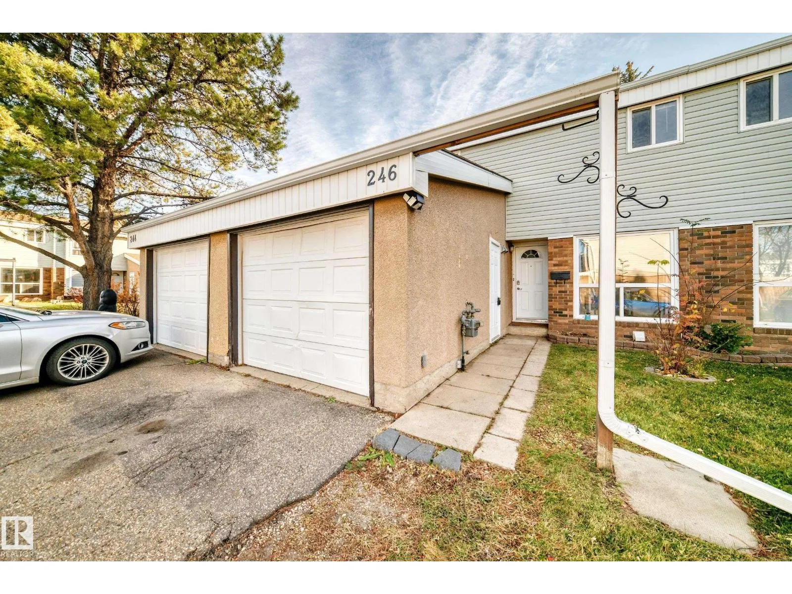 246 Grandin VG