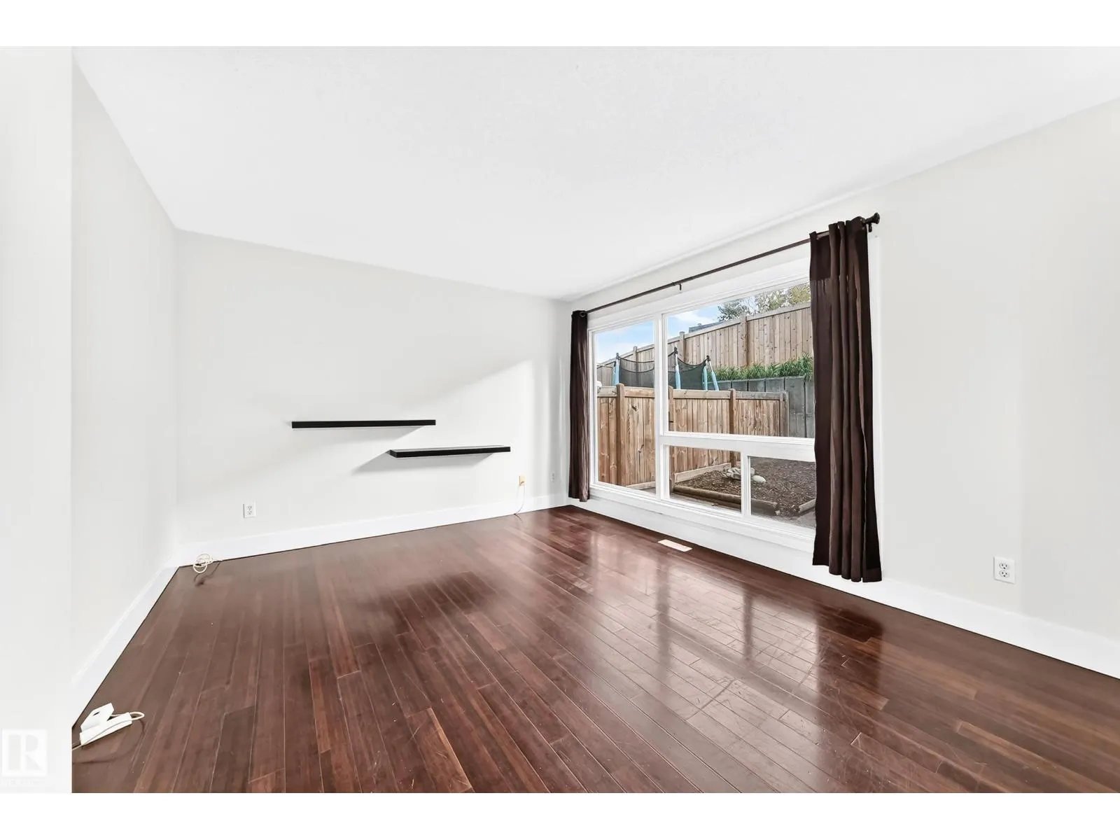 246 Grandin VG
