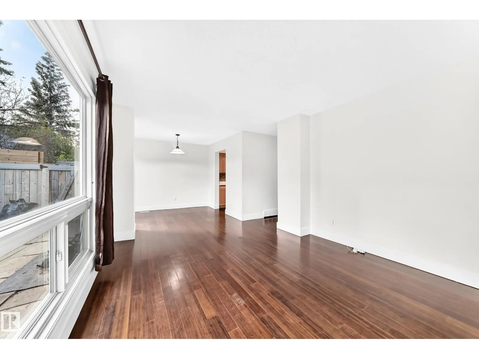 246 Grandin VG