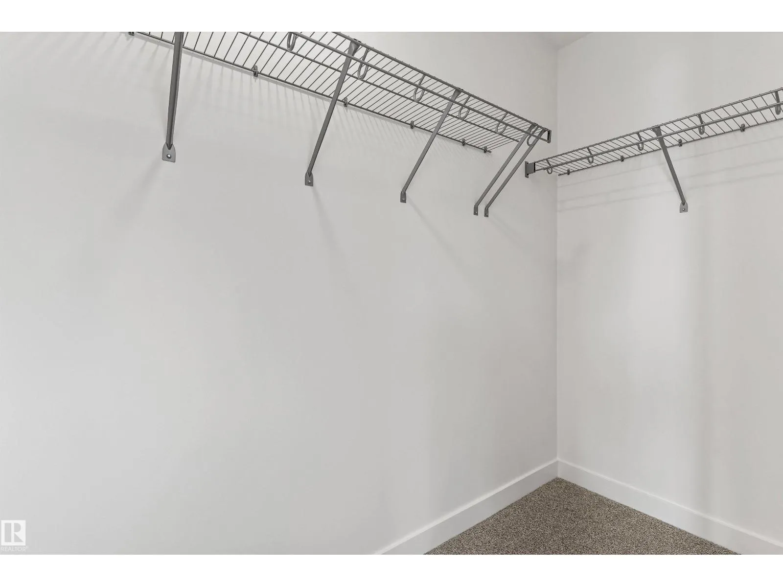 1216 MCLEOD AV
