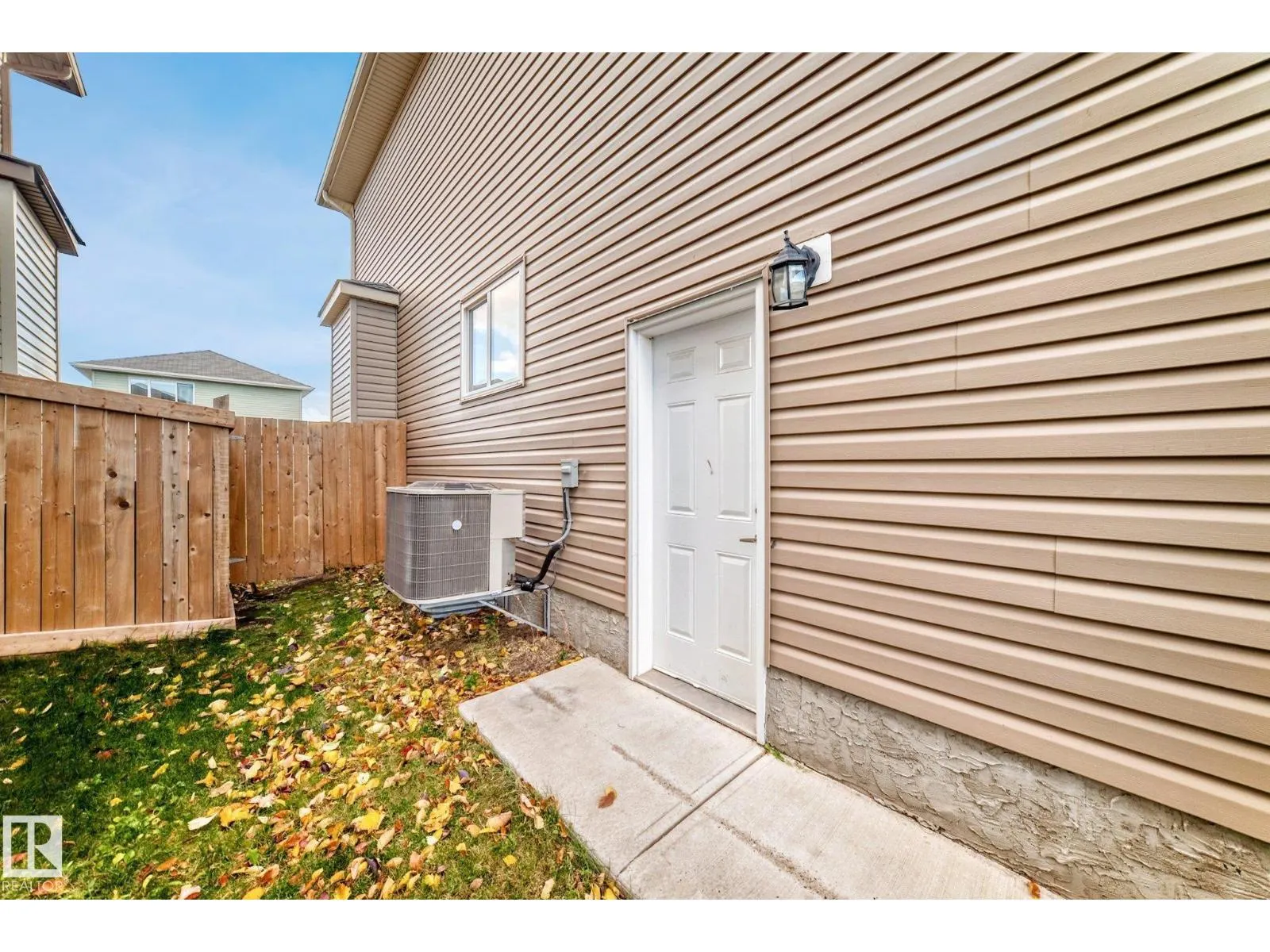 69 CARAGANA WY