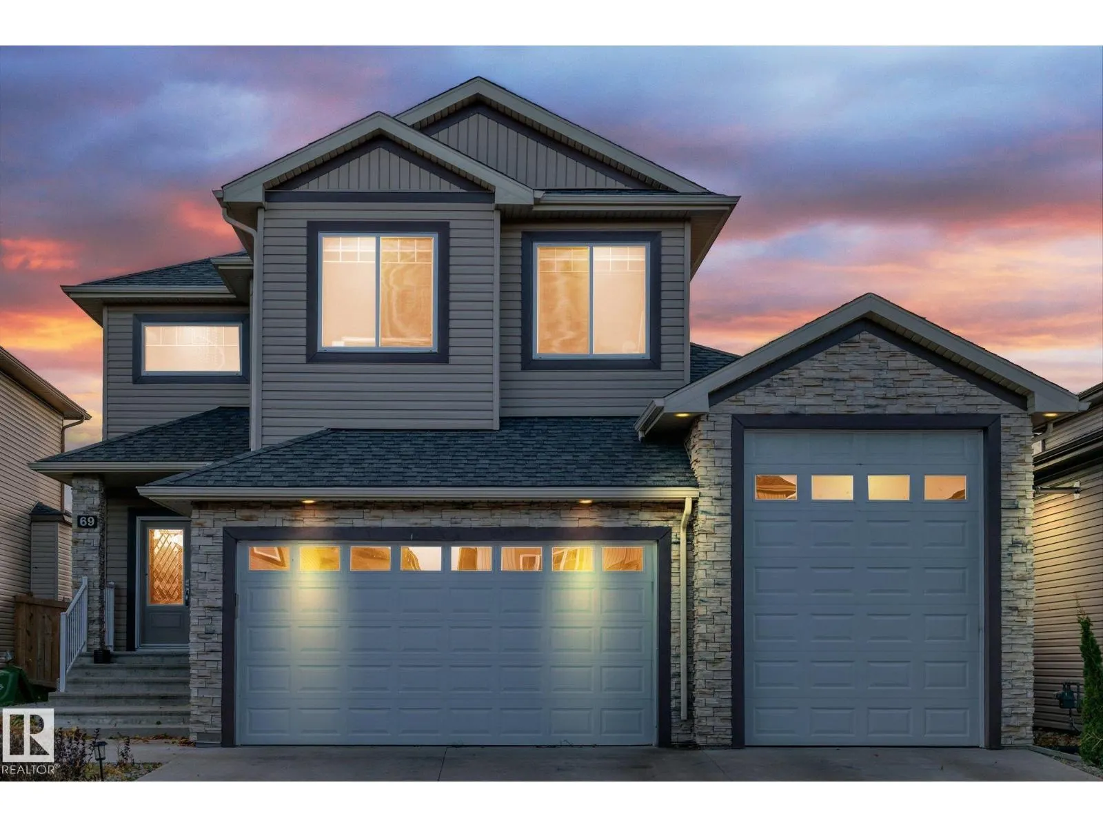 69 CARAGANA WY