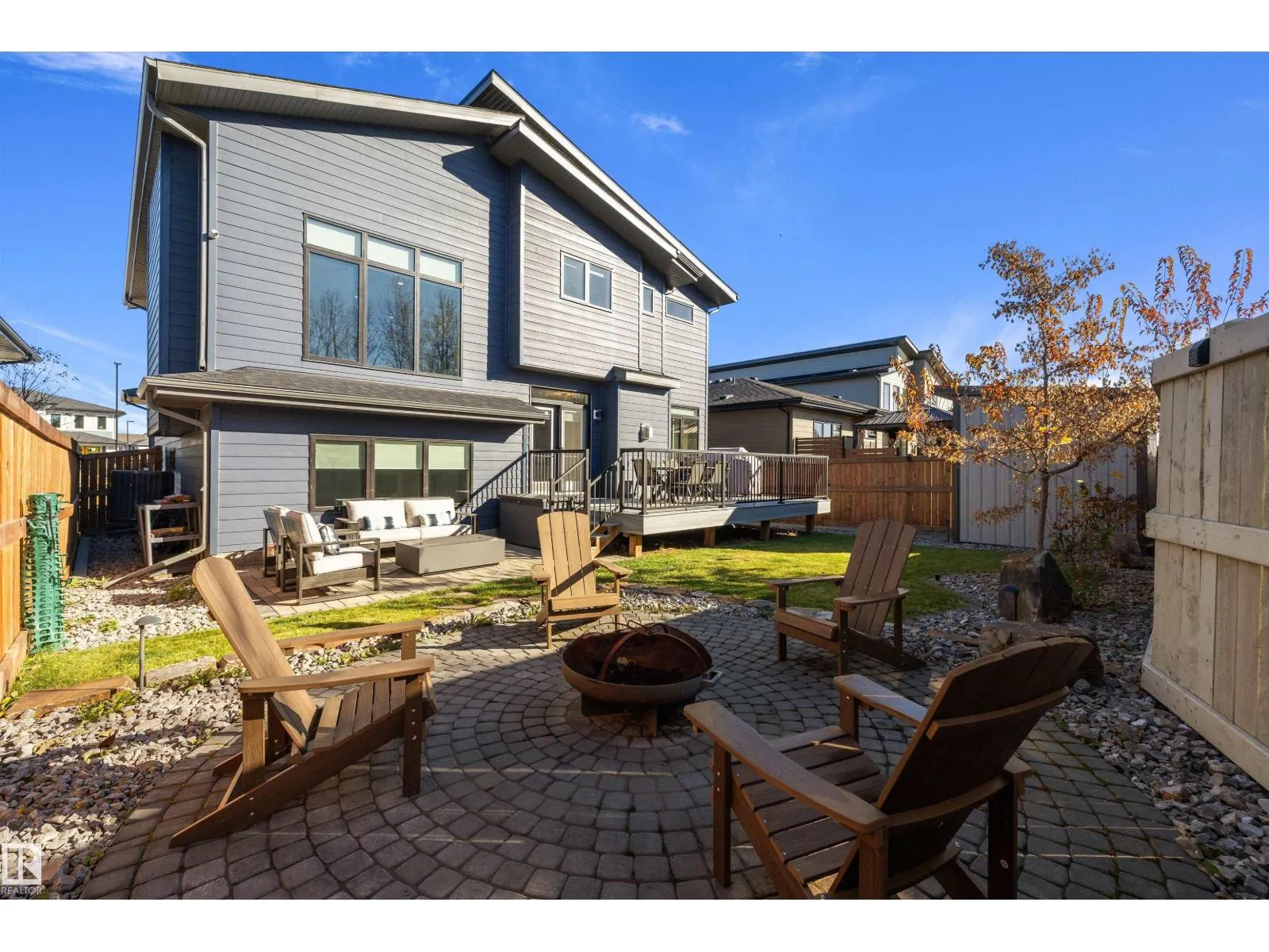61 RYBURY CT