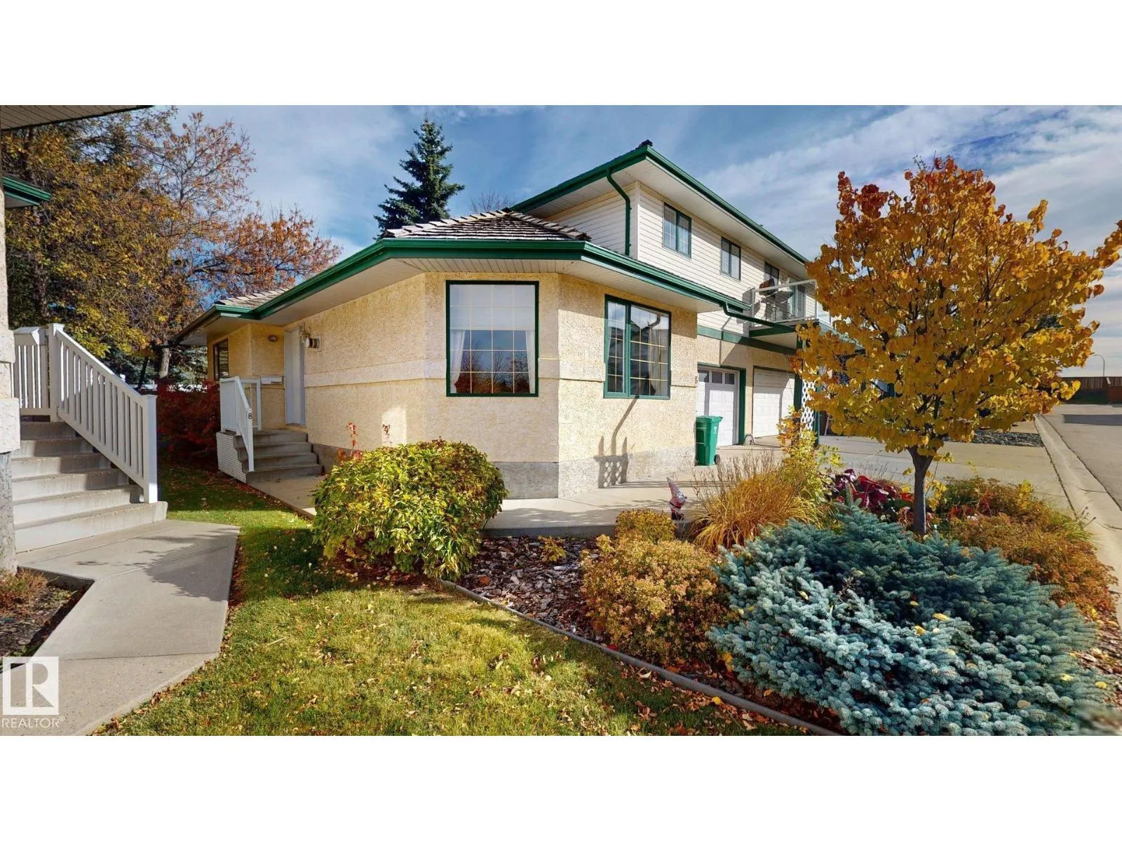 #8 11 HUNCHAK WY