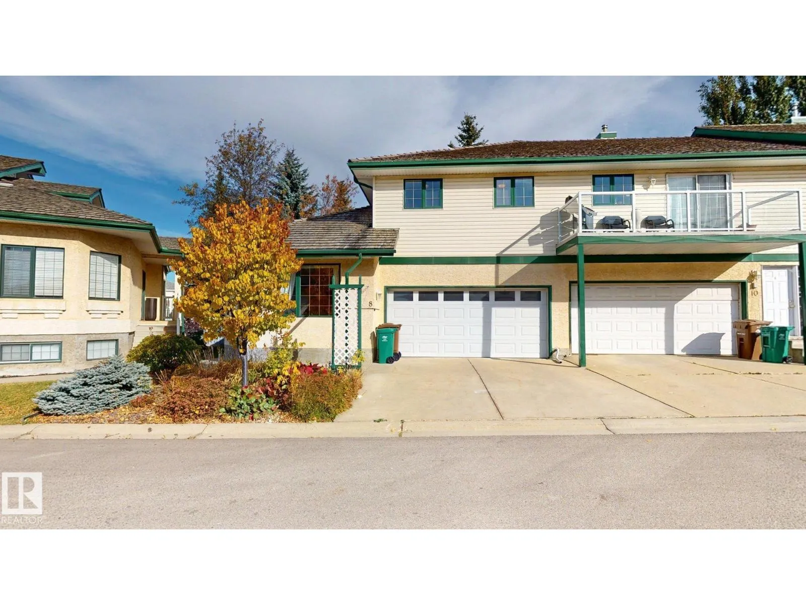 #8 11 HUNCHAK WY