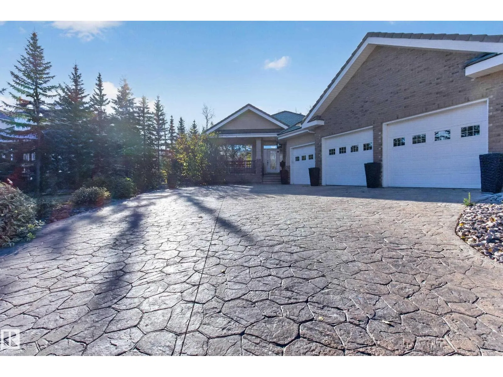 #26 51025 RGE ROAD 222