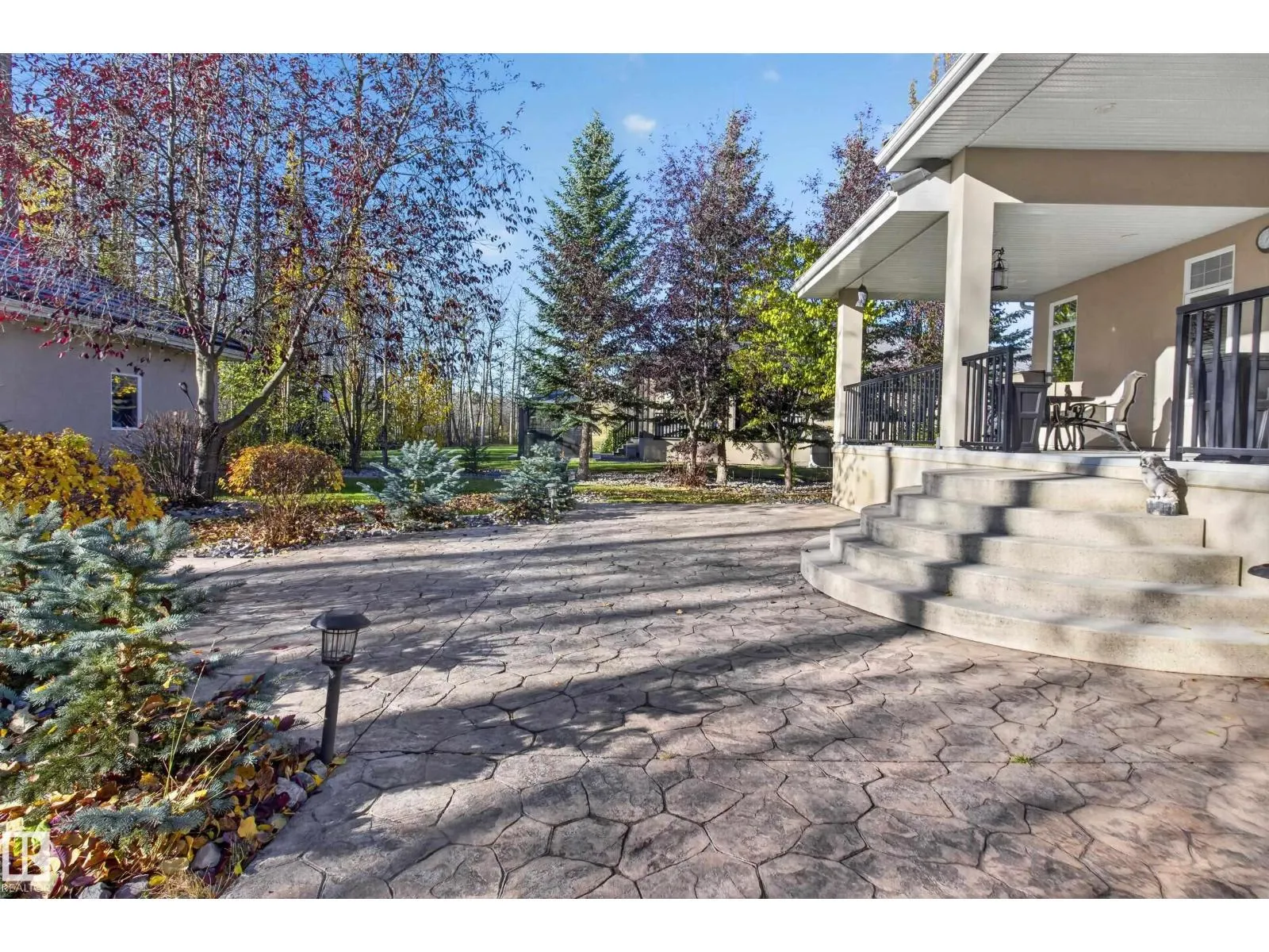 #26 51025 RGE ROAD 222