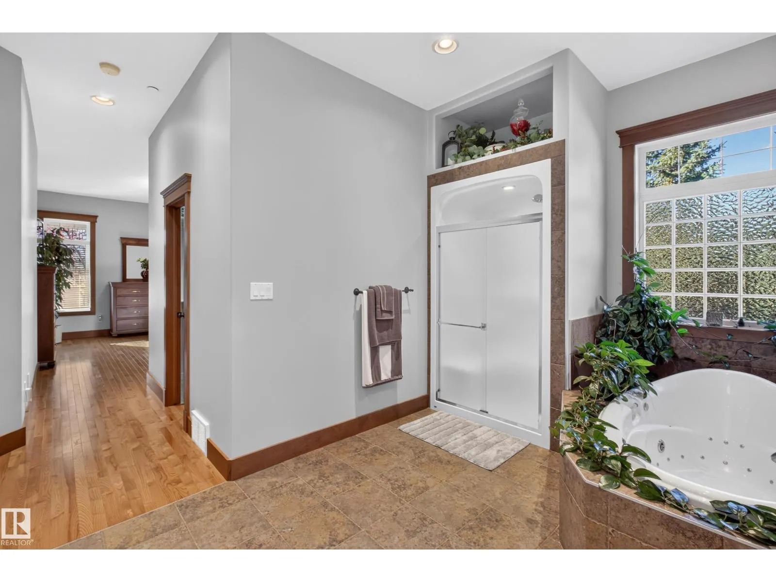 #26 51025 RGE ROAD 222