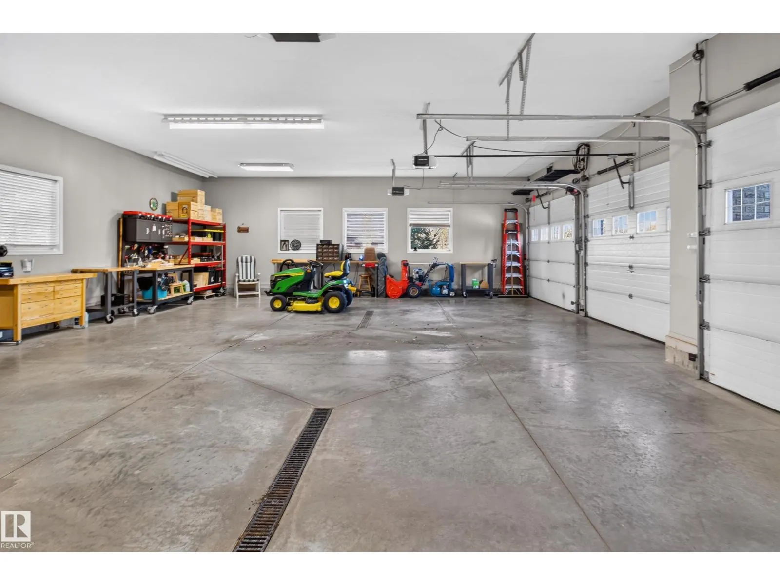 #26 51025 RGE ROAD 222