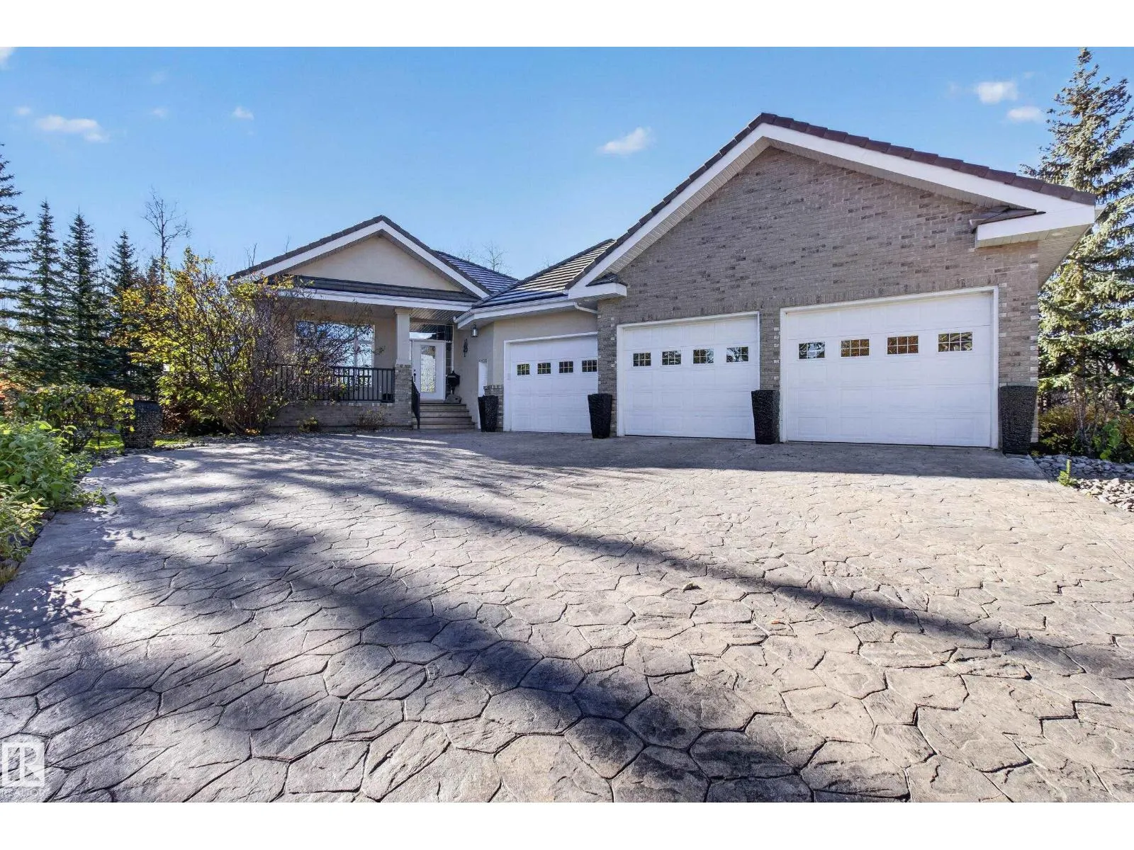 #26 51025 RGE ROAD 222