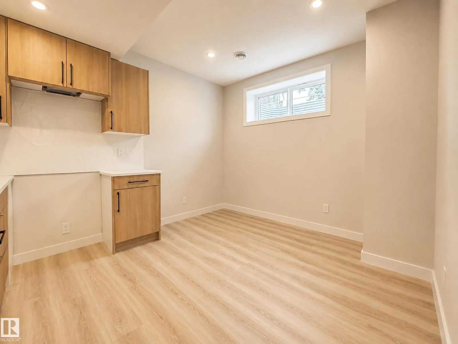 10627 149 ST NW