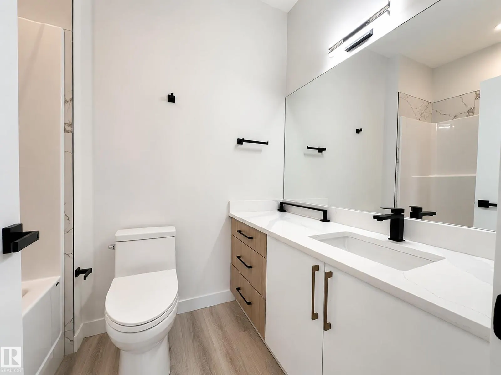 10627 149 ST NW