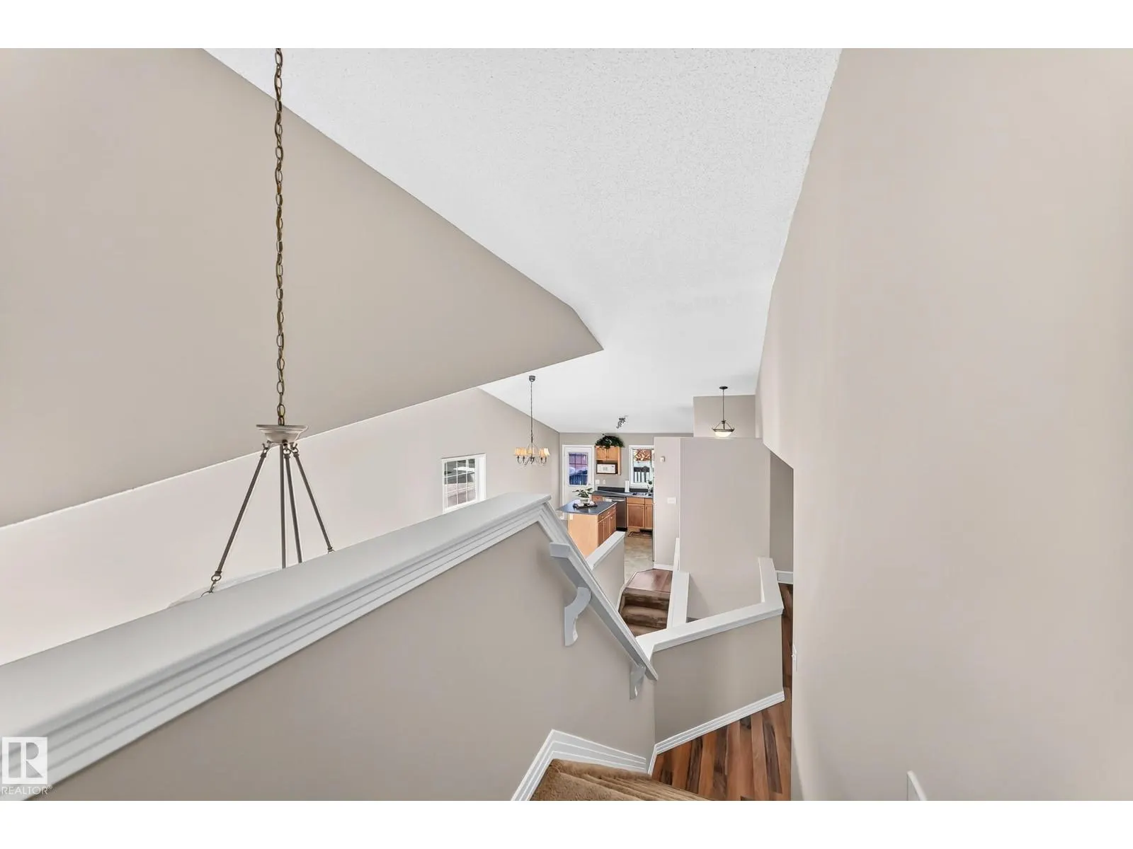 15104 45 ST NW