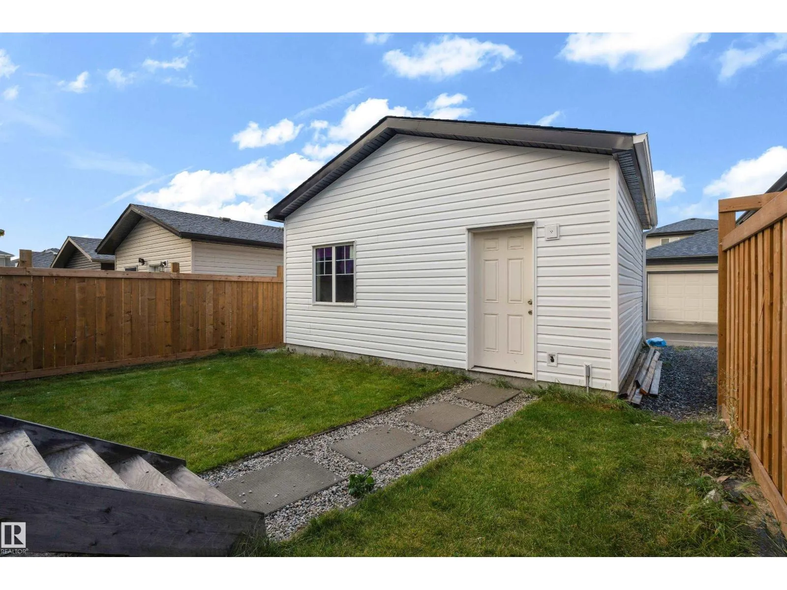 6019 180 AV NW