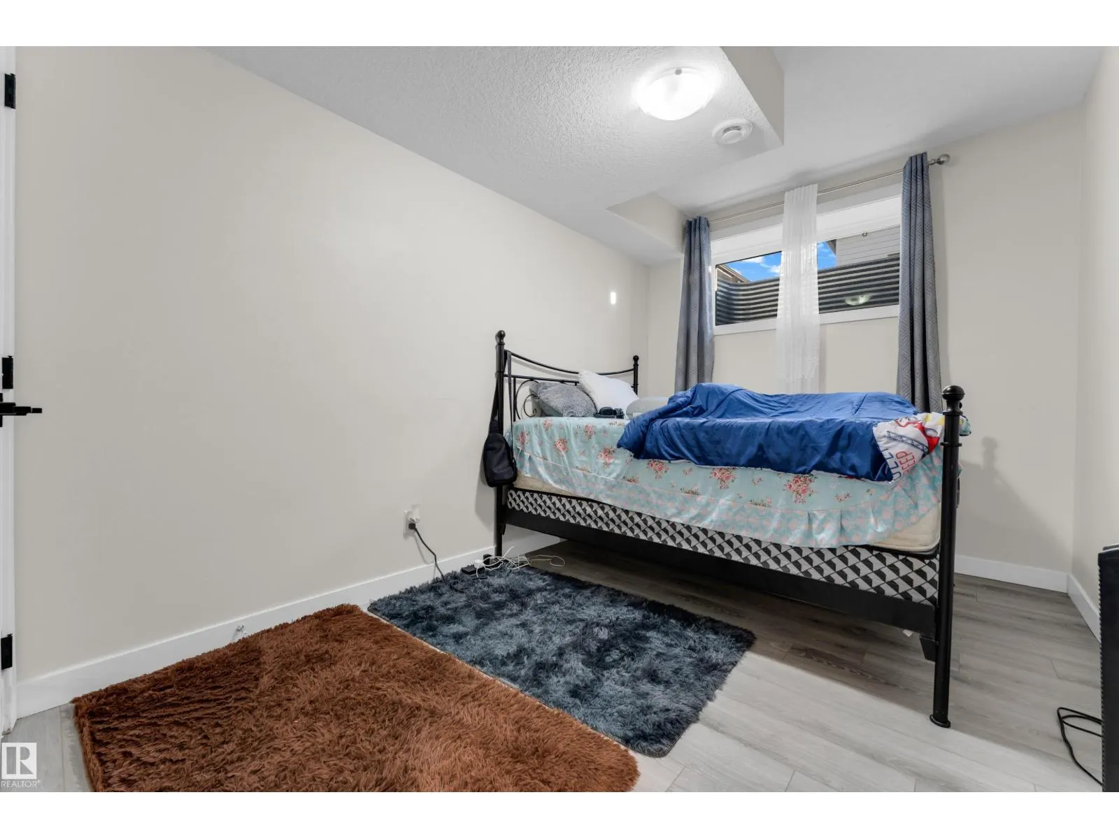 6019 180 AV NW