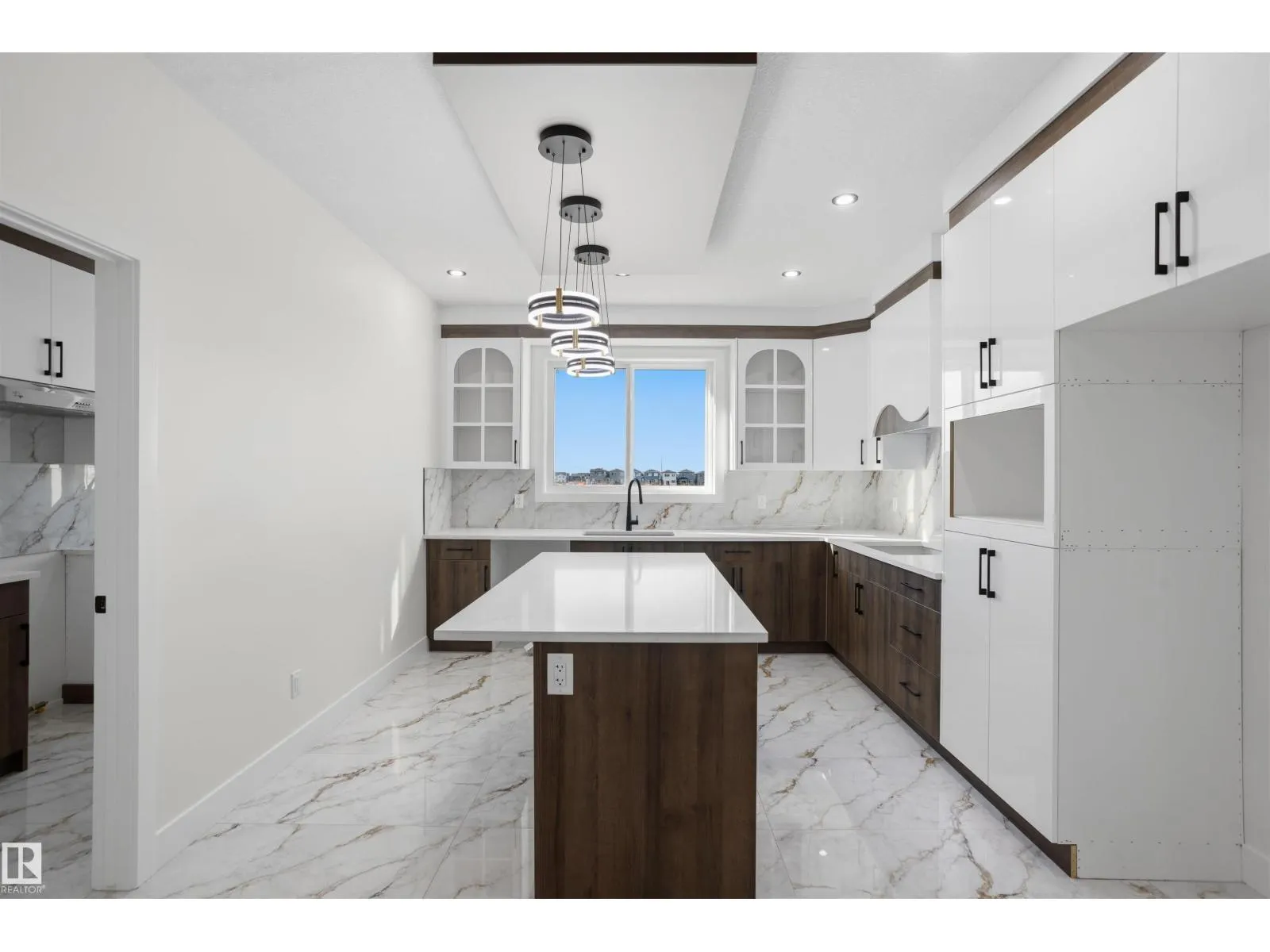 236 21 ST SW