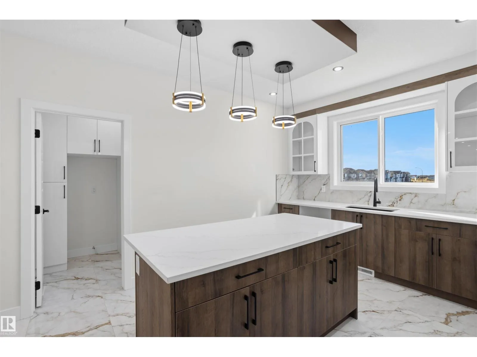 236 21 ST SW