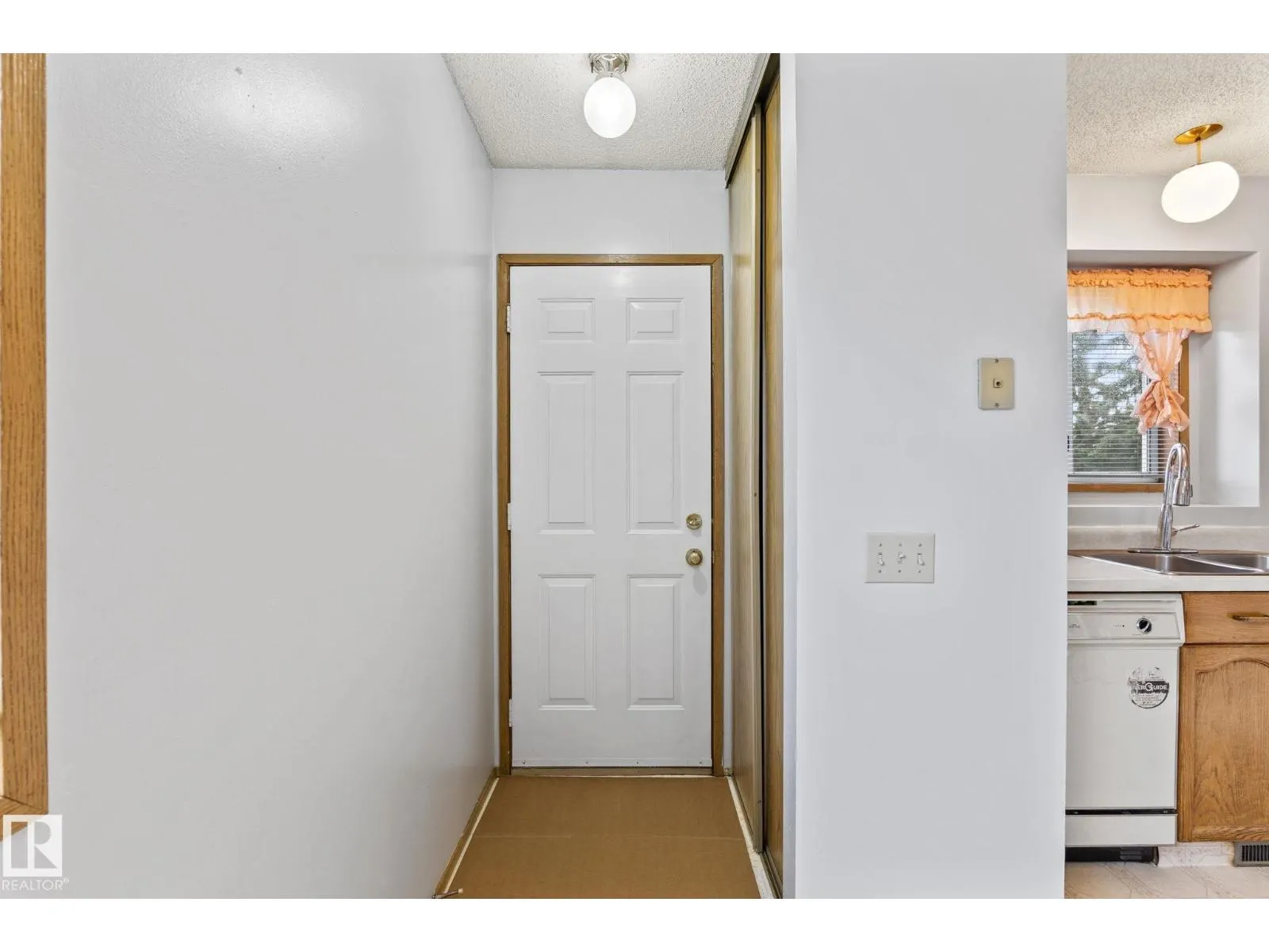 1416 49A ST NW