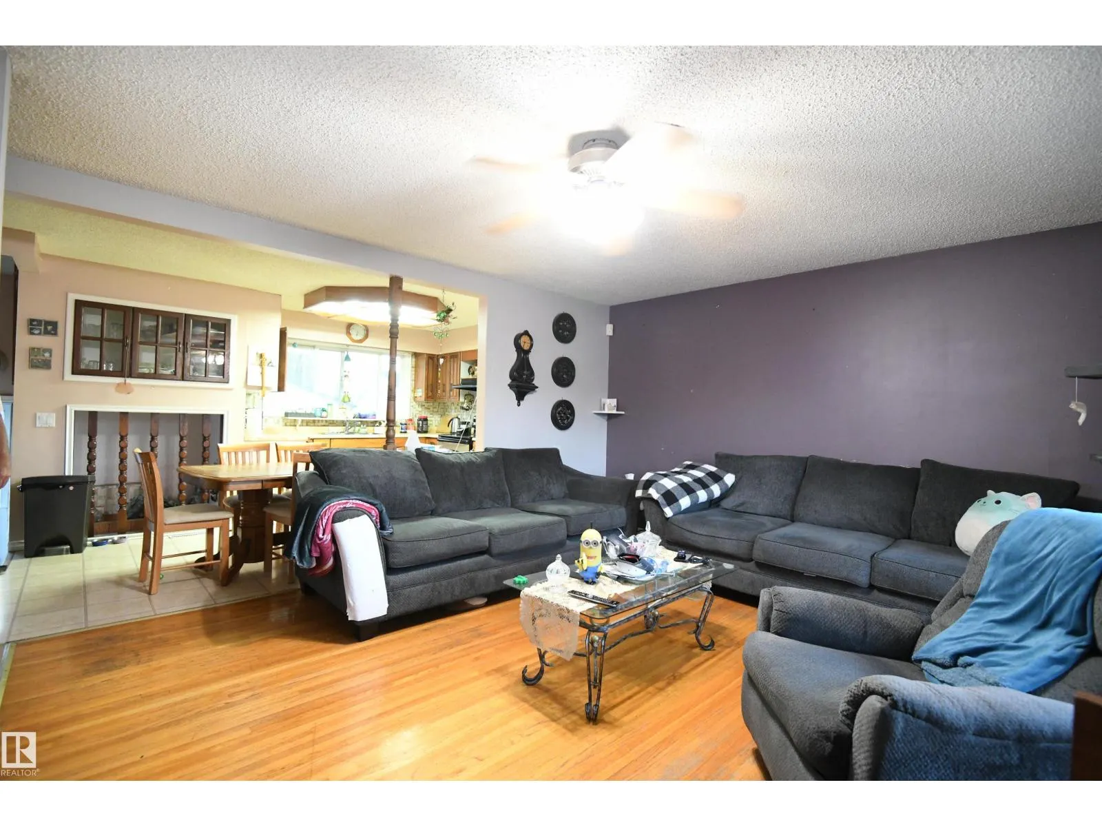 15962 106 AV NW