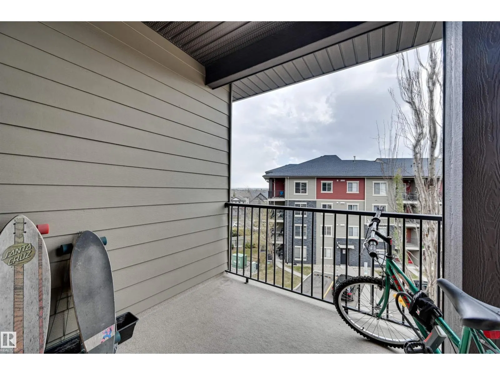 #415 1070 MCCONACHIE BV NW