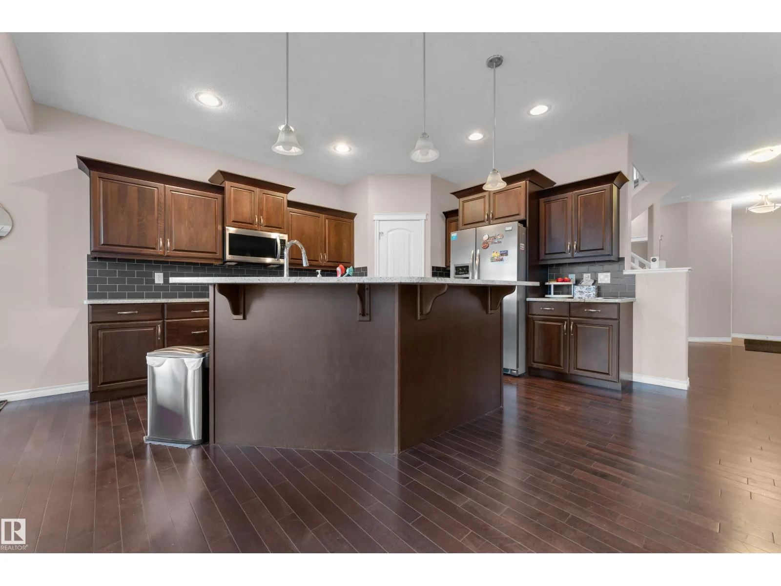 1710 63A ST SW