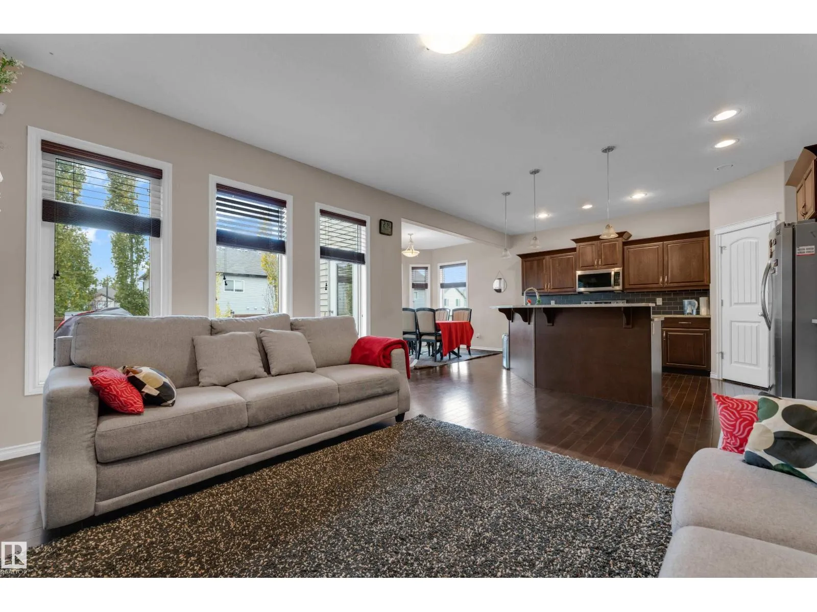 1710 63A ST SW