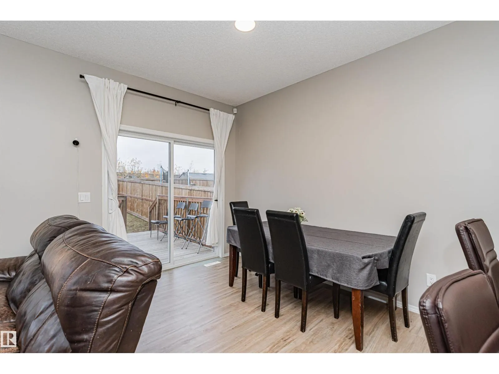 9616 230 ST NW