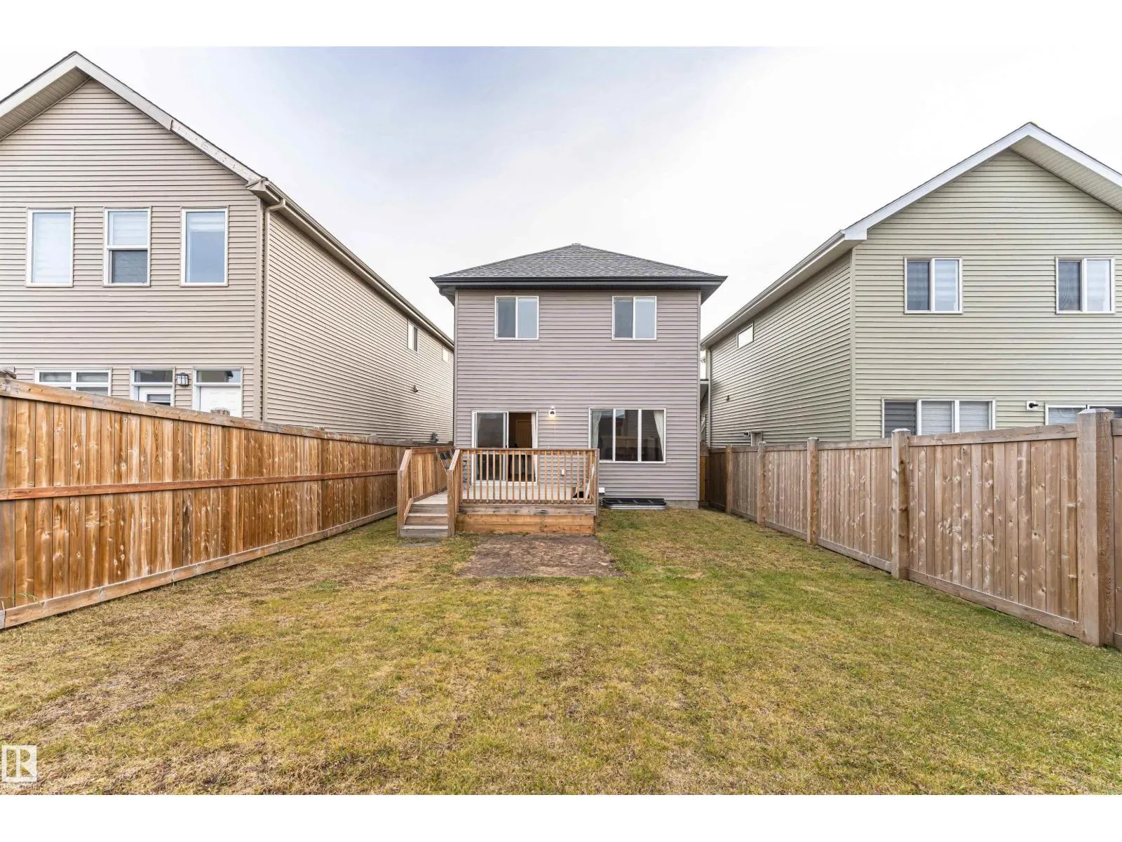 9616 230 ST NW