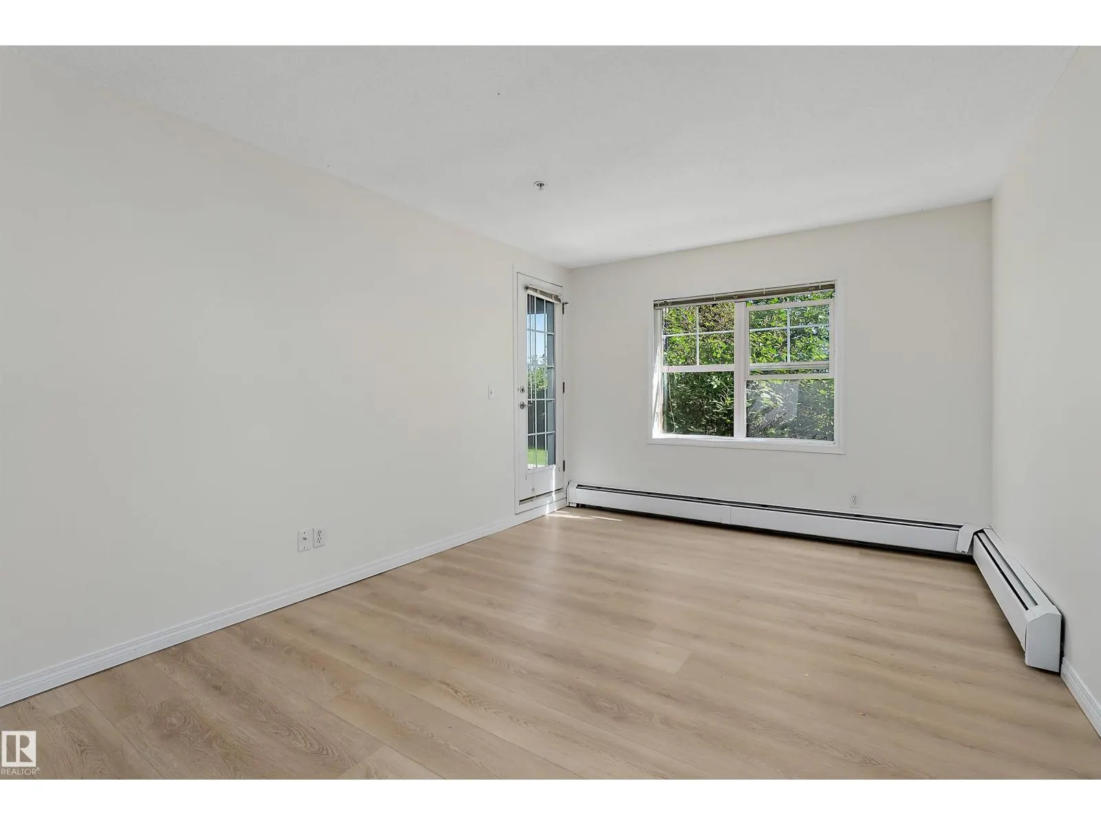 #104 630 MCALLISTER LO SW