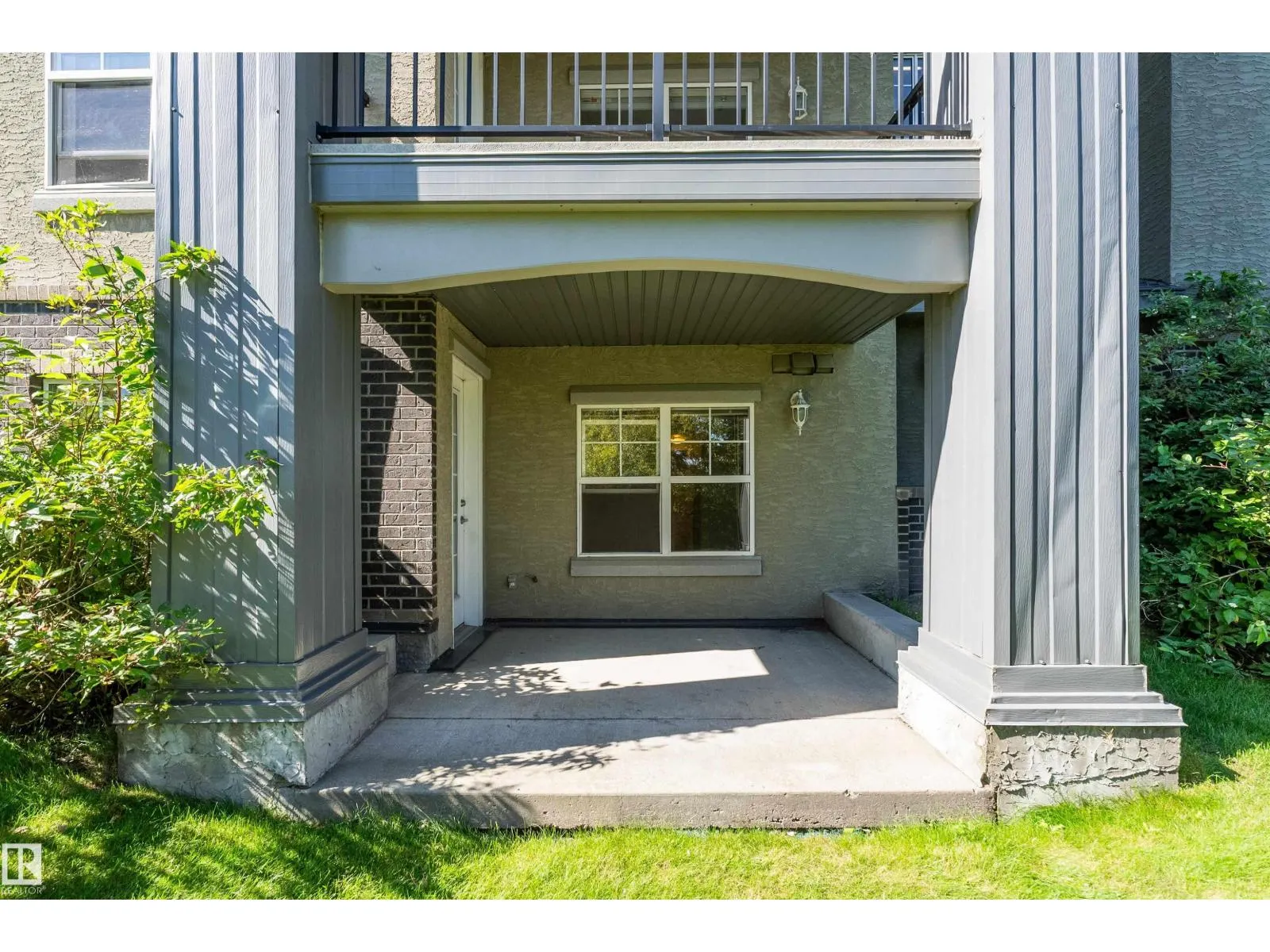 #104 630 MCALLISTER LO SW