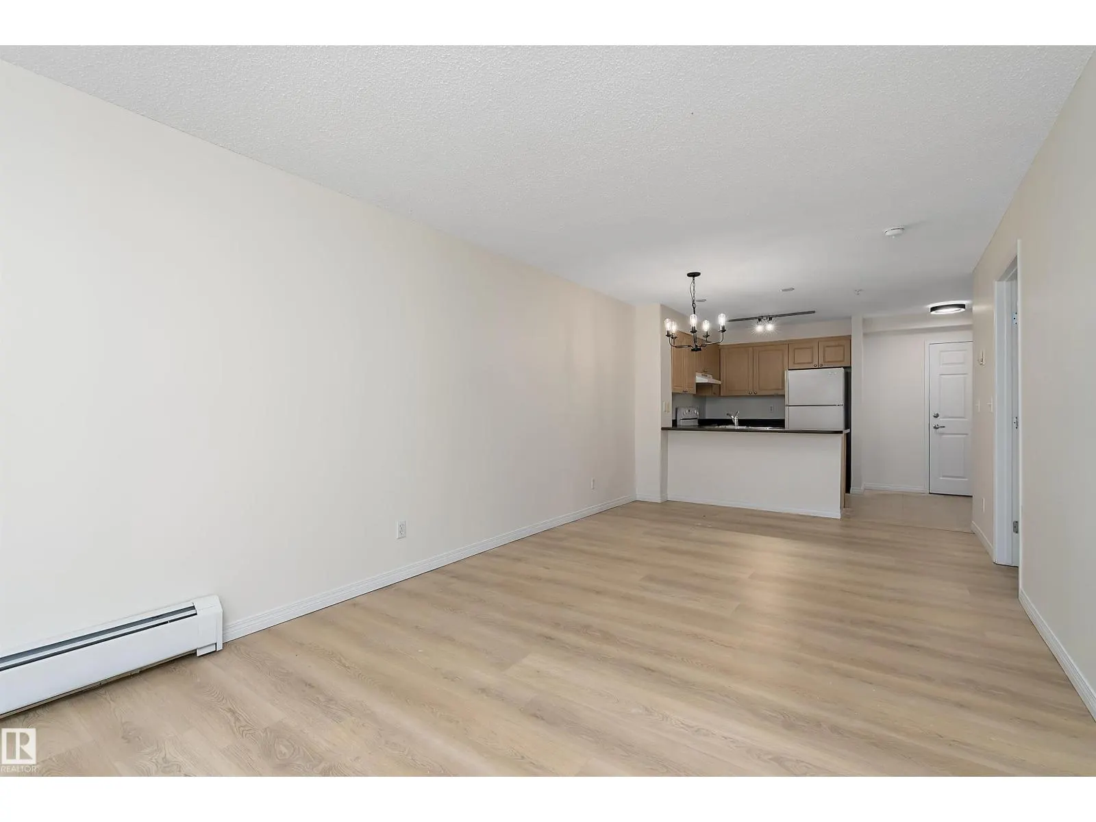 #104 630 MCALLISTER LO SW