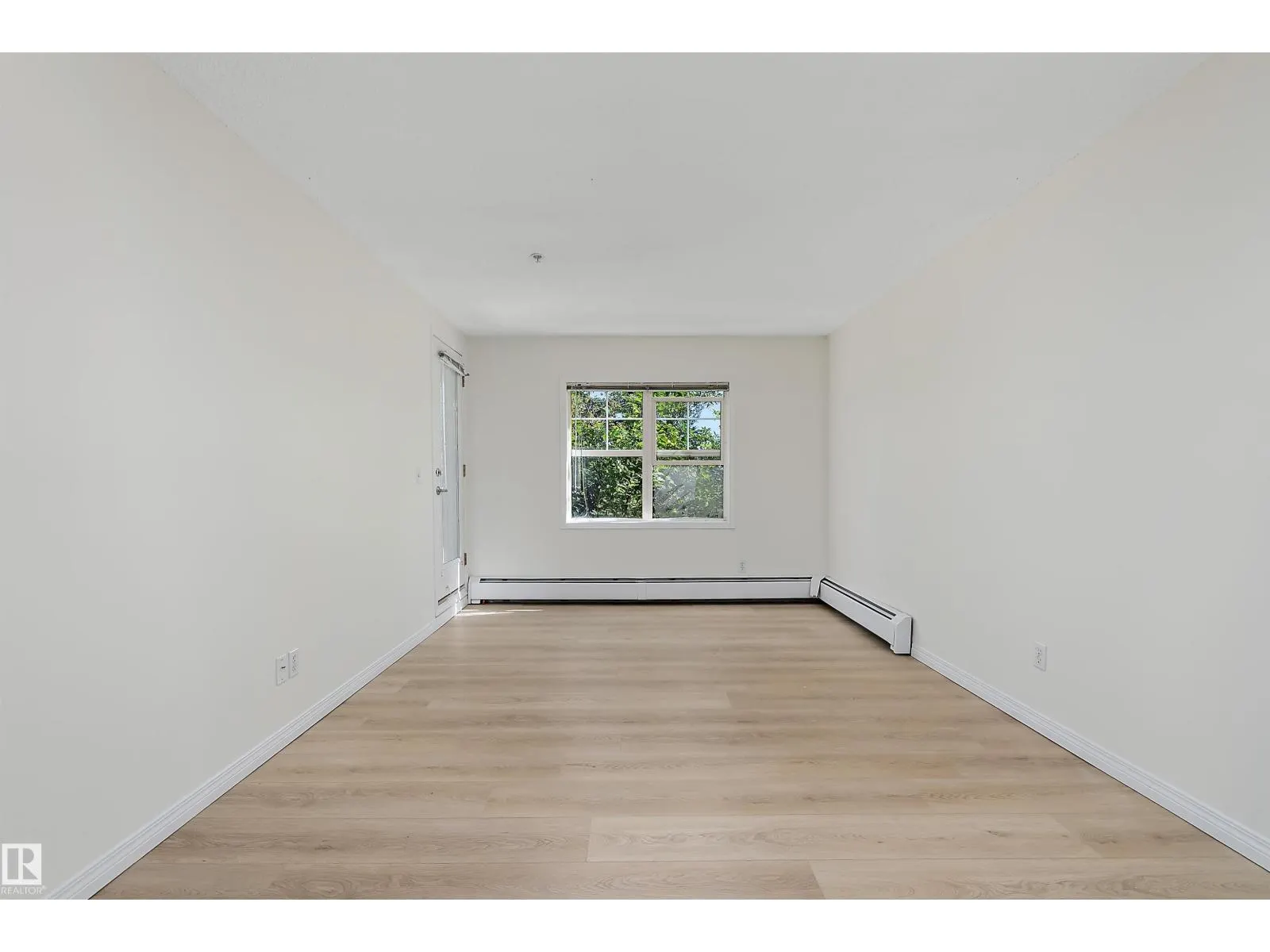 #104 630 MCALLISTER LO SW