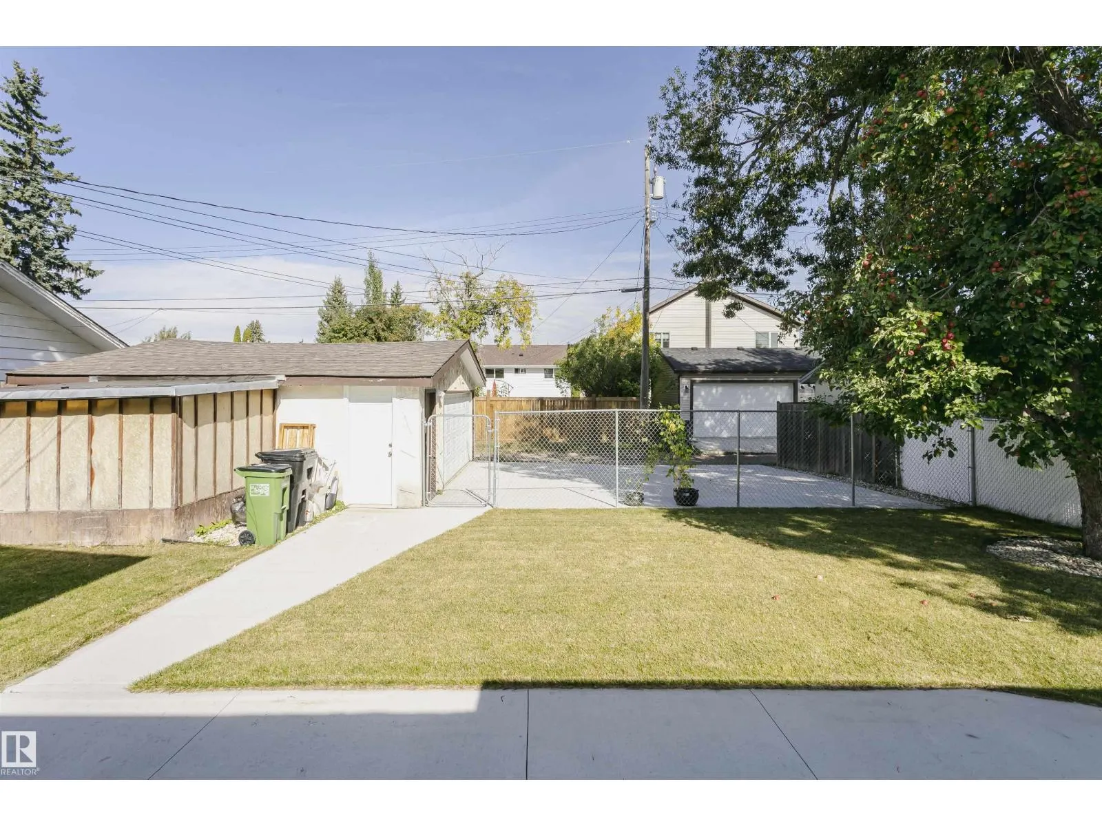 7204 92B AV NW