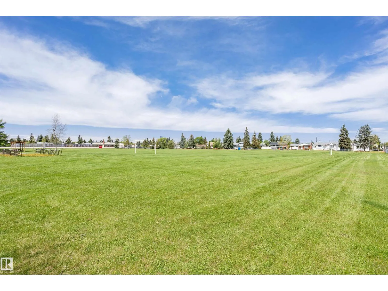7204 92B AV NW
