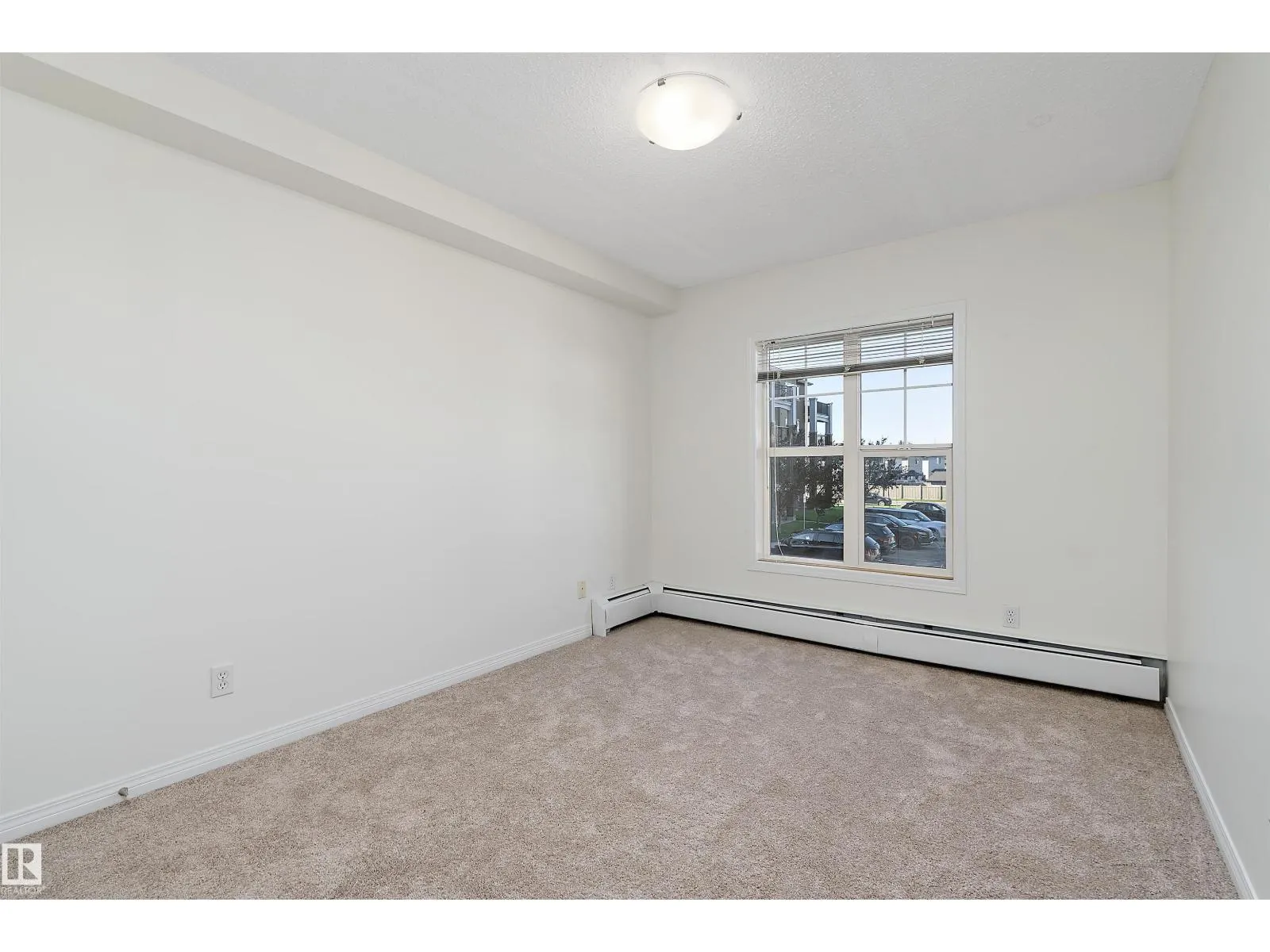 #201 630 MCALLISTER LO SW