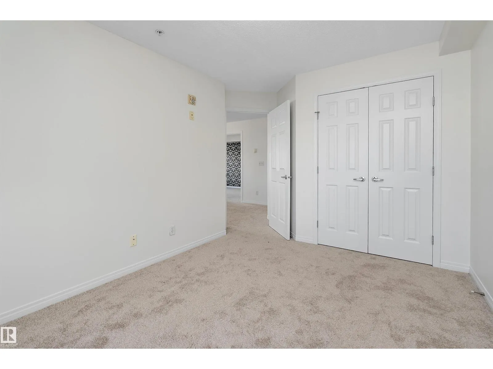 #201 630 MCALLISTER LO SW
